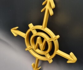 Gouden Kompas – Minimalistische Wanddecoratie met Nautische Elegantie